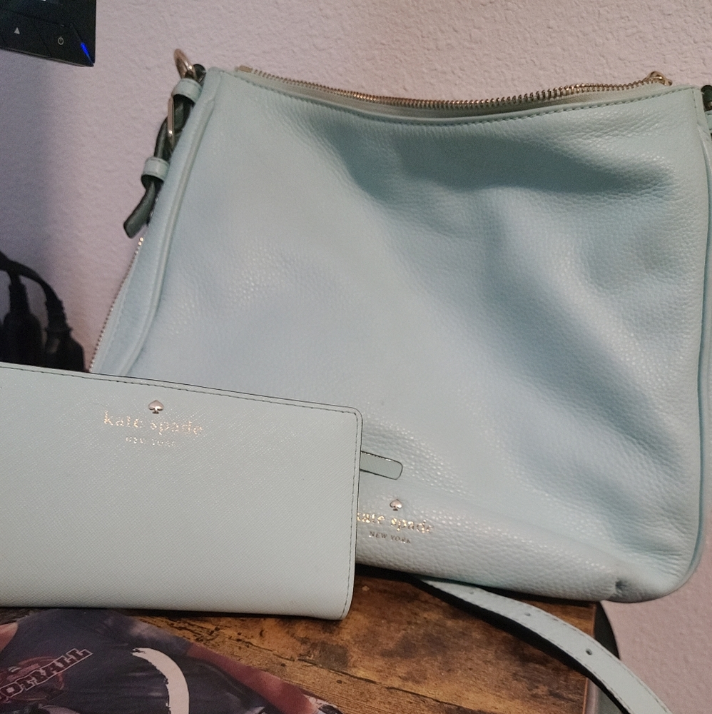 Kate spade purse and wallet set